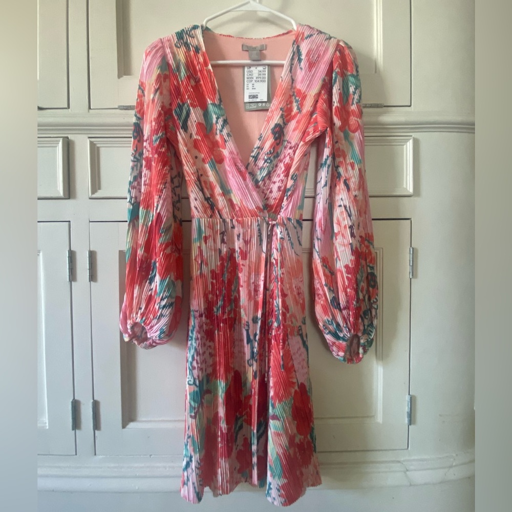 H&M XS Floral Wrap Dress